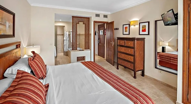 Люкс Premium Plus с 2 комнатами Отель Wyndham Grand Costa del Sol