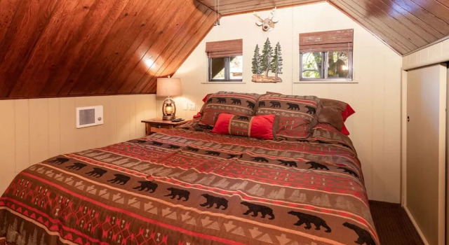 Wander Inn-1885 by Big Bear Vacations, Rezerwuj Dom wakacyjny Big Bear Lake Stany Zjednoczone