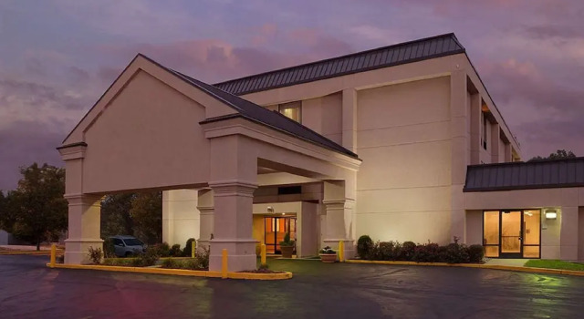 Hampton Inn St. Louis Sunset Hills