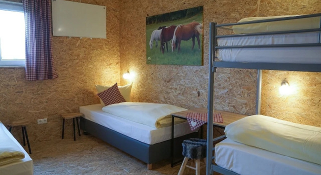 Freizeitreitstall Schammelsdorf, Varaa Hotelli Hotellit Baijeri pysäköinnillä, Pysäköinti