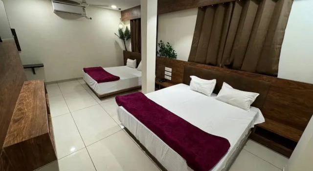 Hotel My Budget, Забронировать Отель Отели штата Махараштры с завтраком, Завтраки