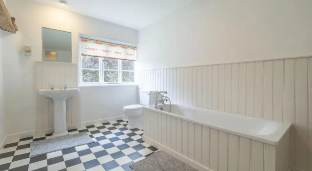 Grove Farm House, Rezervați Sejur la fermă Cazare la fermă în Suffolk, Sejur la fermă