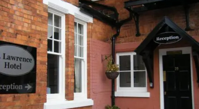 St.Lawrence Hotel, Забронировать Отель Отели Вустер с парковкой, рядом с Worcestershire County Cricket Club, Парковка