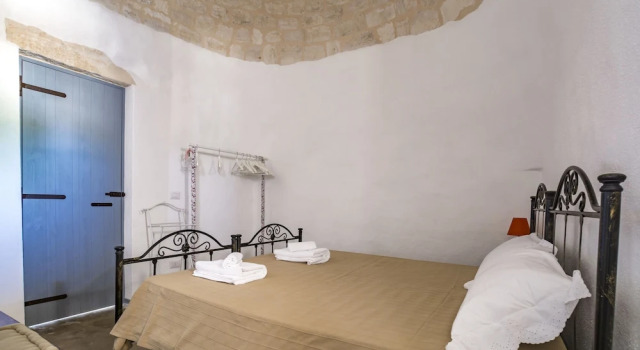 Don Diego, Trulli Villa with pool
