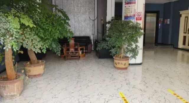 Kaiyuan Tianqi Hotel, Book Hotel Lebaidao Yunnan
