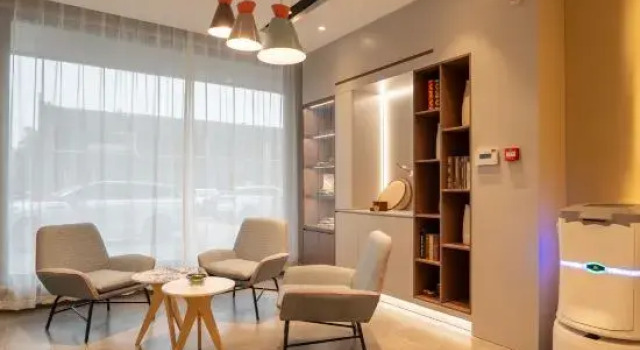 Homeinn · neo (Yantai Zhifu Station Hongyun Automobile Trading Plaza), Забронировать Отель Яньтай Yantai Region