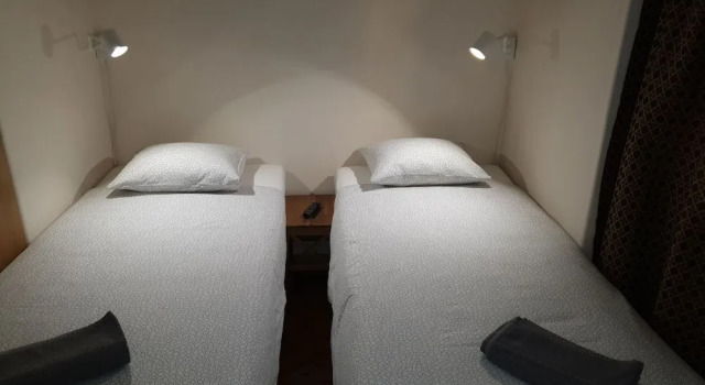 Margarida Guest House, Đặt Nhà khách Almada Lisbon