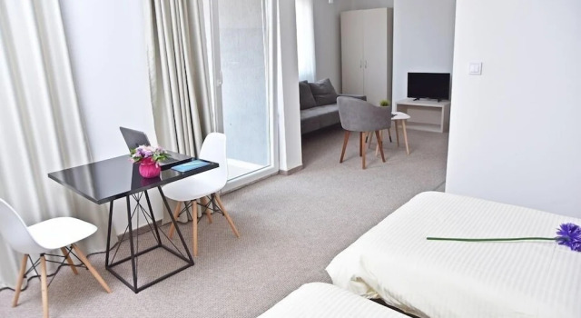 Апартаменты Deluxe с 2 комнатами с балконом и с видом на город Kozle City Apartments