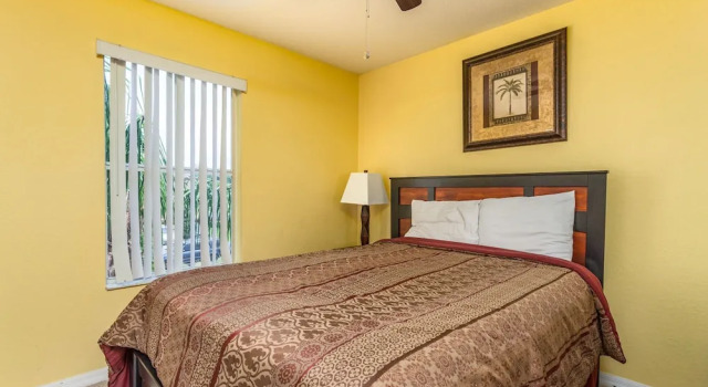 Regal Palms-RU840
