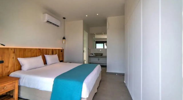 Villa Oniriko in Mariou, Rezerwuj Willa Hotele w Retimno z parkingiem, Parking