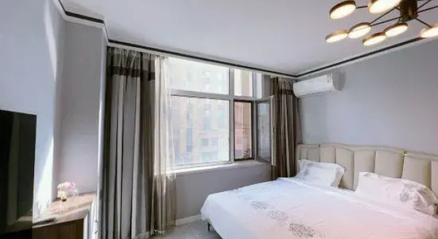 Люкс Luxury Huayang Nianhua Daily Rental Apartment (Mudanjiang Wanda Plaza)