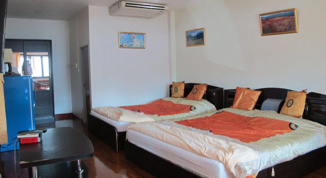 Vilai House