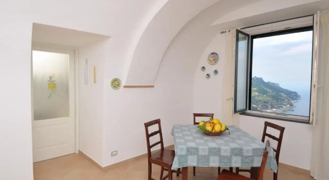 Casa Tommaso, Забронировать Отель Равелло Побережье Амальфи, рядом с Duomo di Ravello