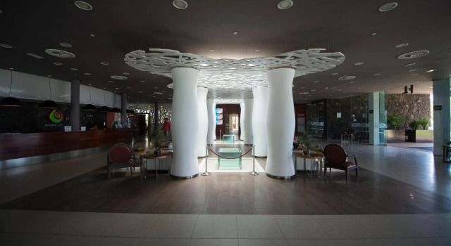 Hotel HD Beach Resort & SPA, Забронировать Курортный отель Бизнес-отели Тегисе, 4* 5*