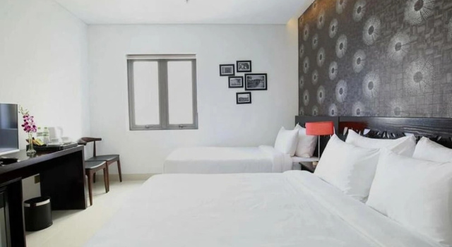 Dung Nam Hotel, Rezerwuj Hotel Hotele w Da Nang z basenem, Basen