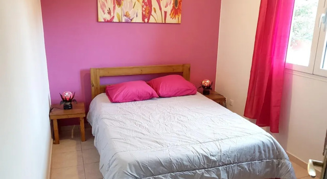 House With 3 Bedrooms in Tampon, With Wonderful Mountain View, Enclose