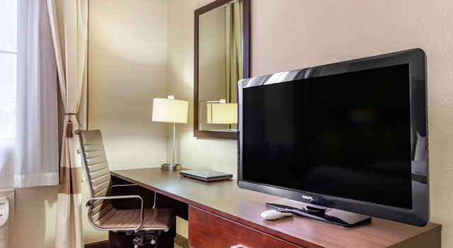 Двухместный номер Standard Comfort Inn & Suites Lakeside