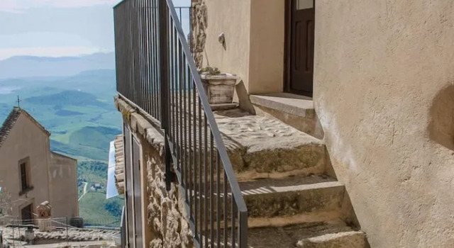 Двухместные апартаменты с видом на озеро Case al Borgo - Albergo diffuso
