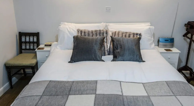Quiet Ground Floor Mews Flat and Parking, Prenota Appartamento Edimburgo 
