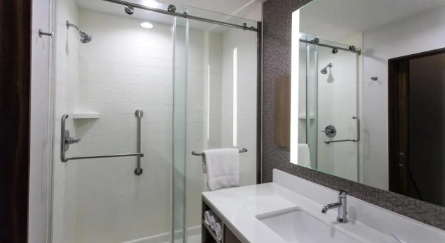Номер Standard с видом на город Hilton Garden Inn Topeka