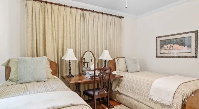 Yellow Rose 2 Bedroom Home, Забронировать Дом для отпуска Фредериксберг Texas Wine Country, рядом с Театр Rockbox