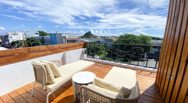 Двухместный номер Standard с балконом и с видом на море Kenting Sunhow Inn