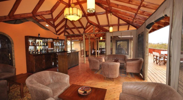 Elephant Rock Luxury Camp Tarangire, Rezervovat Kemp Arusha Tanzánie