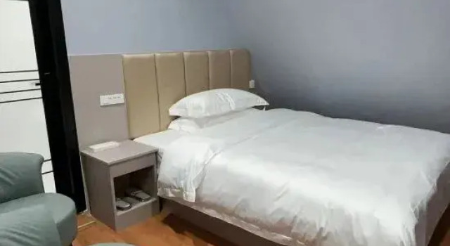 Номер Standard Longqin Hotel (Xinhua Lian Tongmeng Amusement Park)