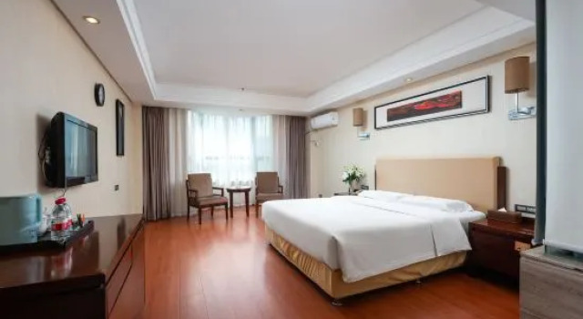 Номер Standard Yicheng Lanbowan Hotspring Holiday Hotel