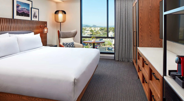 Senna House Hotel Scottsdale, Curio Collection by Hilton