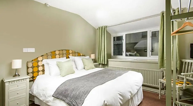Номер Economy The Castle Hotel