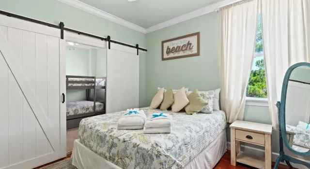Коттедж West PCB Upscale Home w/ Splash Pool, Close to Beach, 3BR+Bunkroom, Golf Cart