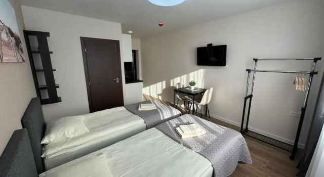 Room-guest House "imperia" Will Ensure y, Rezervovat Penzión Hotely v Šiauliai s parkováním, Parkování