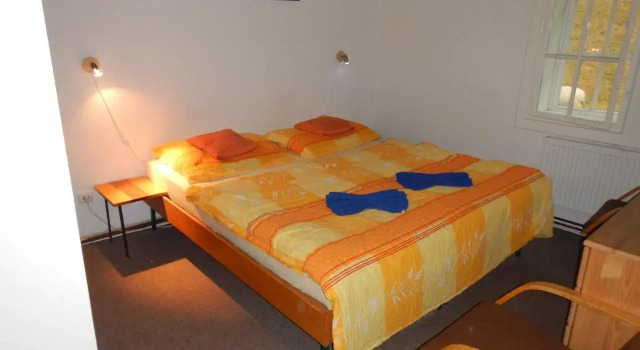 Myslivna, Prenota Hotel Černý Dŭl Regione di Hradec Králové.