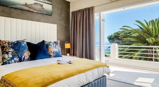 Classic Charm Meets Modern Comfort at Atlantic Pearl, Забронировать Дом для отпуска Коттеджи Cape Peninsula, Коттедж