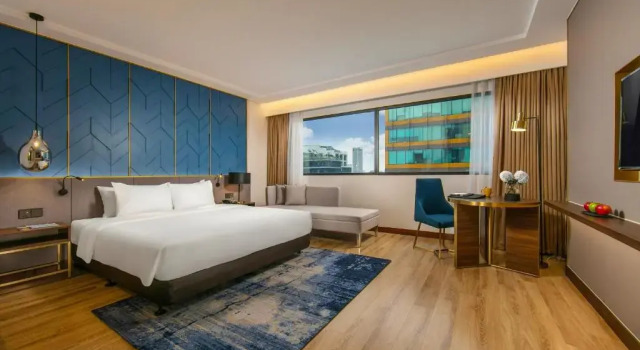 Двухместный номер Deluxe Mövenpick Living West Hanoi