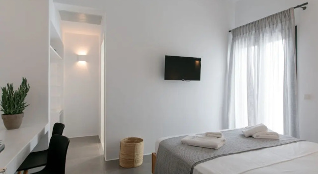 Vorta Naxos - Adults Only