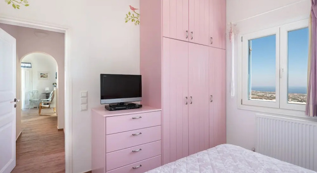 Коттедж Flora's House