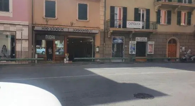 Sestri Viale Roma 15 Superior