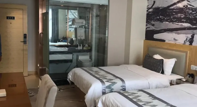 Семейный номер Standard St. Moritz Business Hotel