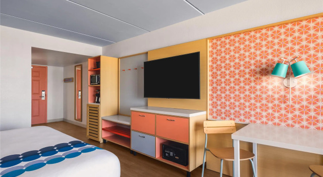 Номер Standard Golden Sands Carolina Beach Oceanfront, Tapestry by Hilton