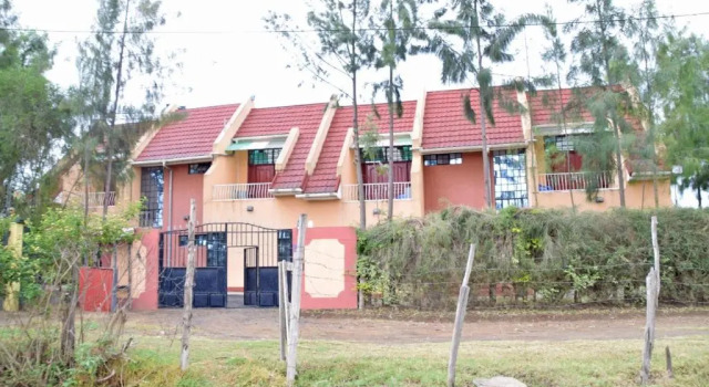 High End Guest House Naivasha, Rezervovat Penzión Hotely v Nakuru County s parkováním, Parkování