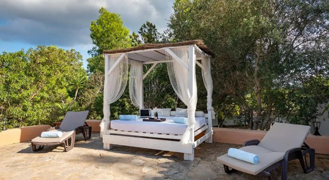 Villa Mercedes, Book Villa Hotels in Ibiza with a Pool, Swimming Pool