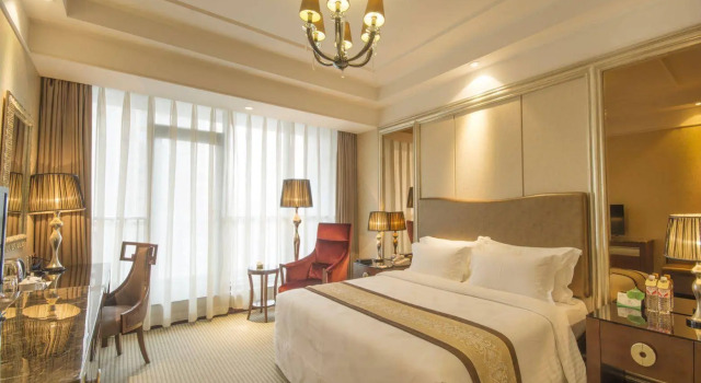 Titan Central Park Hotel, Забронировать Отель Яньта 