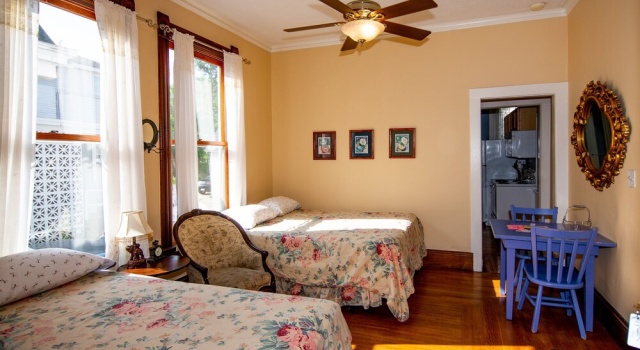 Коттедж Serendipity Resort & Suites