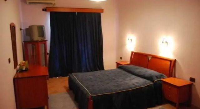 Трёхместный номер Standard c 1 комнатой с частичным видом на море New Heaven Hotel