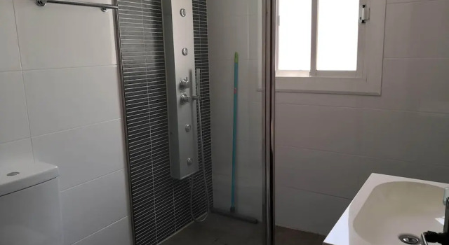 Вилла Villa con gran piscina en zona residencial