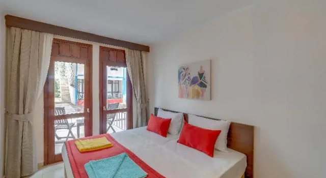 Santa Family Club Hotel