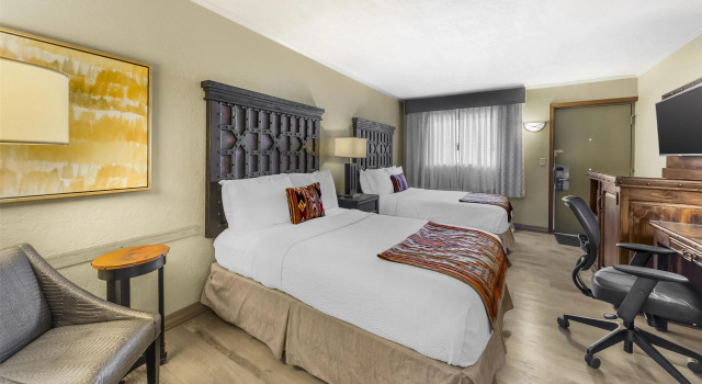 Четырёхместный номер Standard Best Western Plus Weatherford