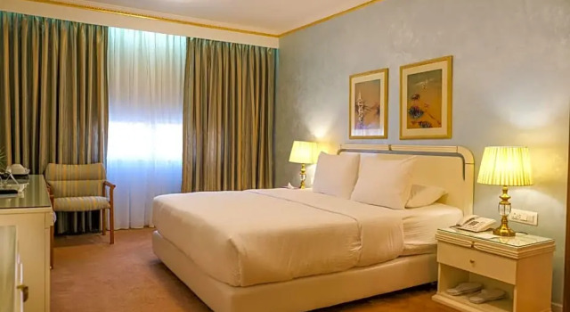 Номер Executive Amman International Hotel